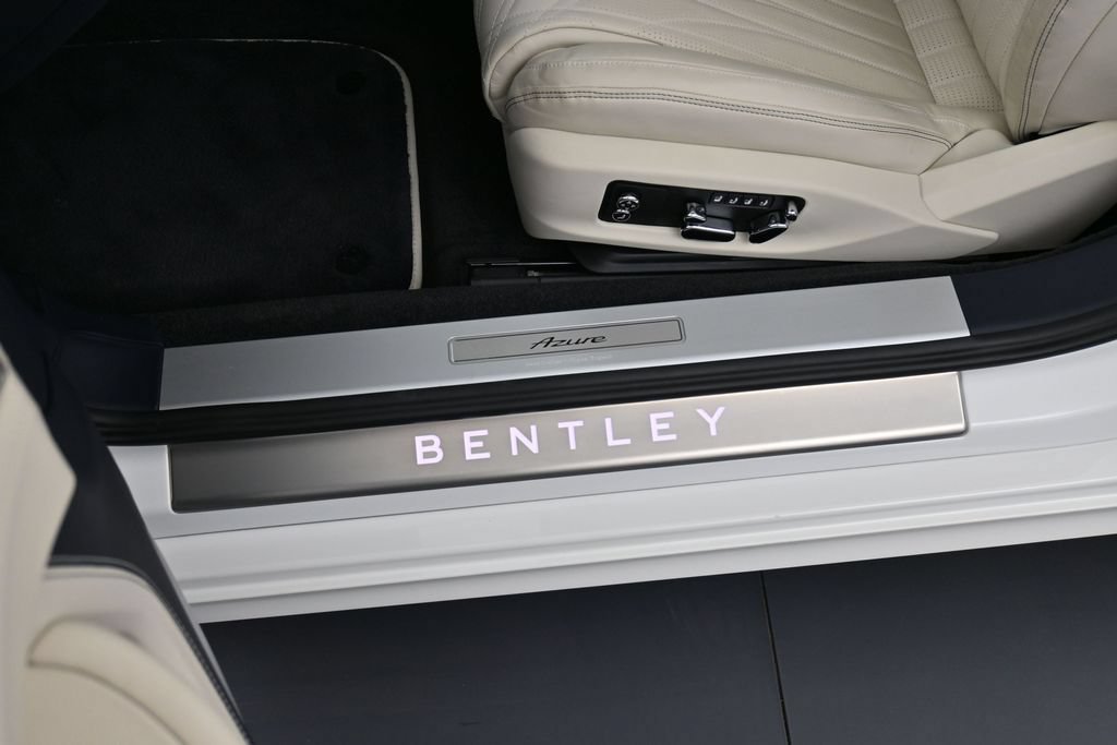 Used 2026 Bentley Continental GT Azure AWD/4WD image 16