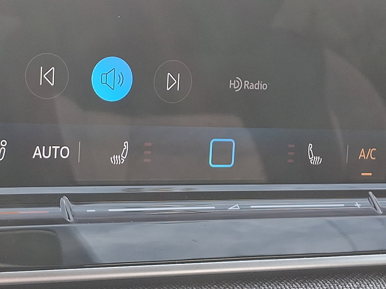 New 2026 Volkswagen Tiguan S AWD/4WD image 17