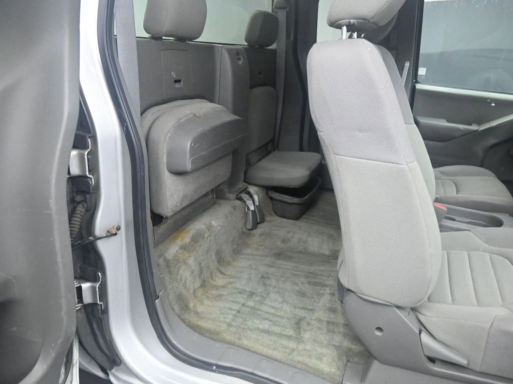 Used 2017 Nissan Frontier S image 19