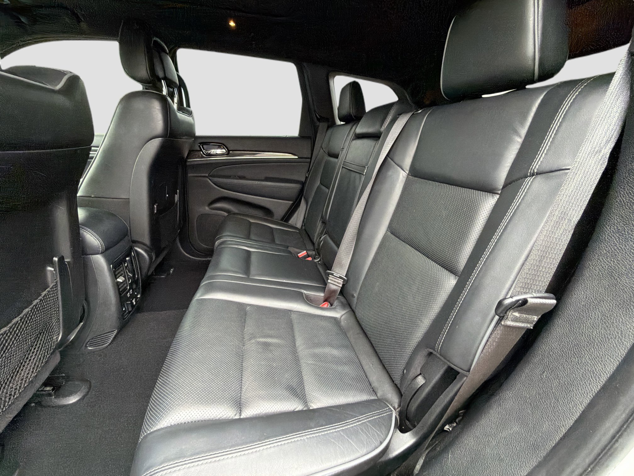 Used 2020 Jeep Grand Cherokee Overland image 20