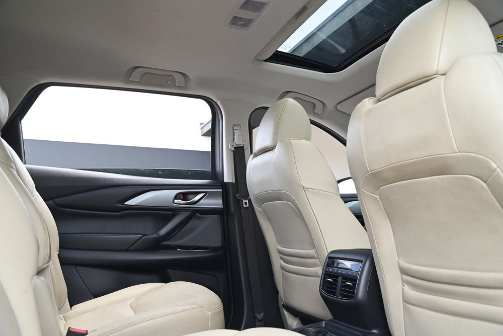 Certified 2023 MAZDA CX-9 Touring Plus AWD/4WD image 19