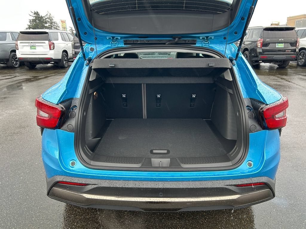New 2026 Chevrolet Trax ACTIV w/ Sunroof Package FWD image 24