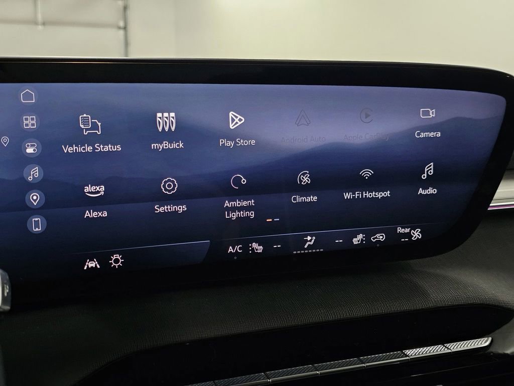 Used 2025 Buick Enclave Preferred image 14