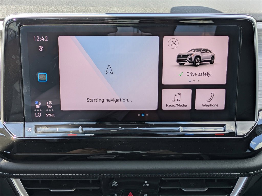 New 2026 Volkswagen Atlas Cross Sport SE image 26