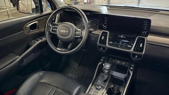 Used 2022 Kia Sorento S w/ Panoramic Sunroof Package image 32