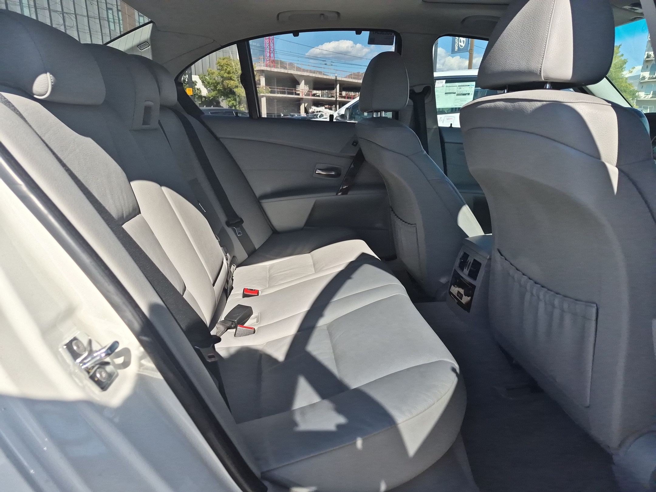 Used 2007 BMW 530xi Sedan AWD/4WD image 29