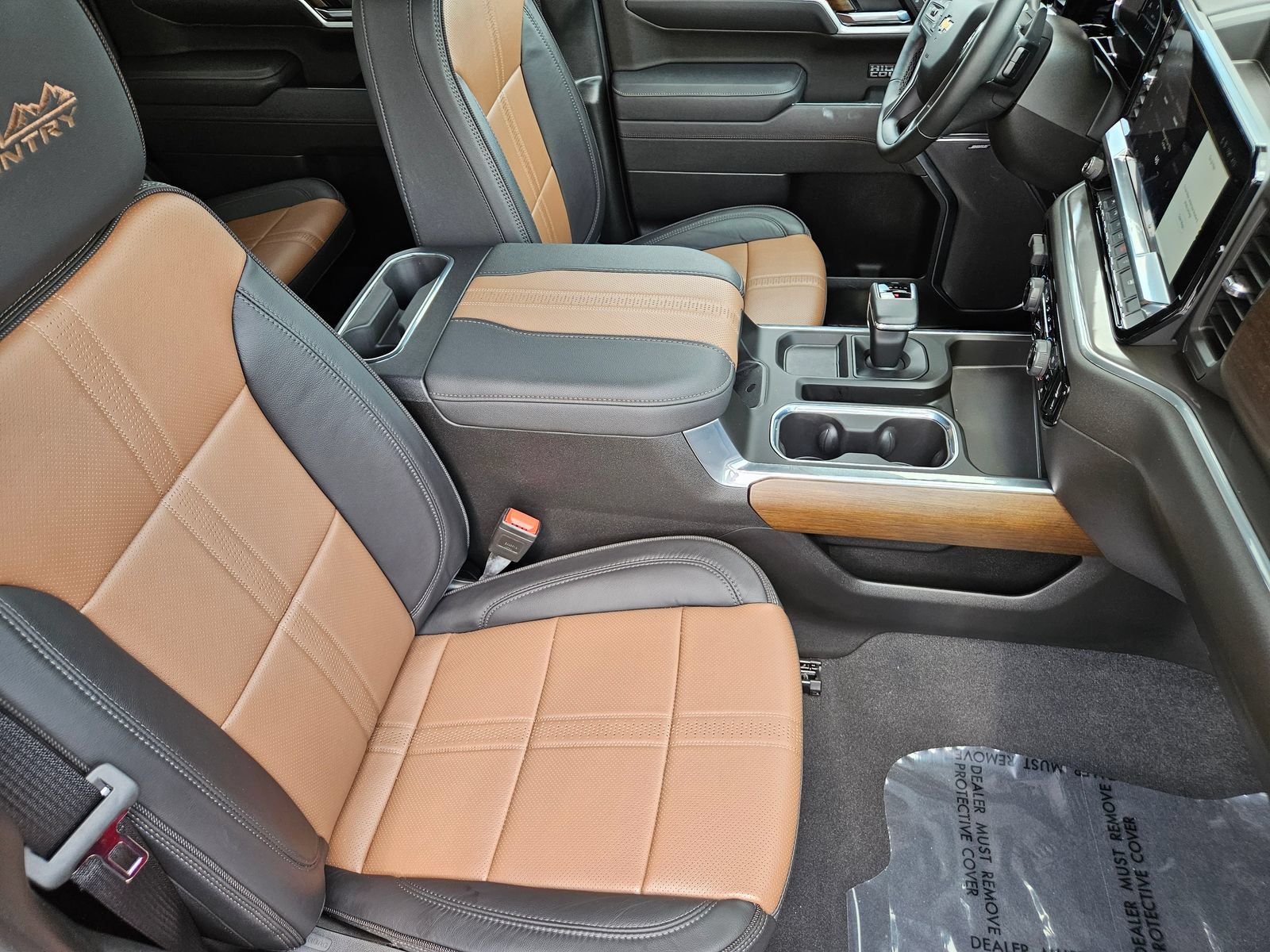 Certified 2025 Chevrolet Silverado 1500 High Country w/ Technology Package AWD/4WD image 19