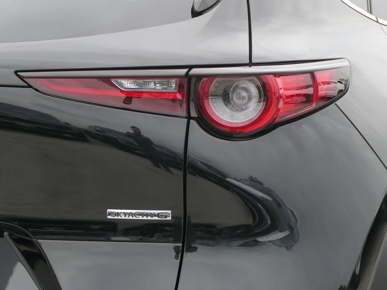 Used 2023 MAZDA CX-30 AWD 2.5 S w/ Premium Package image 4