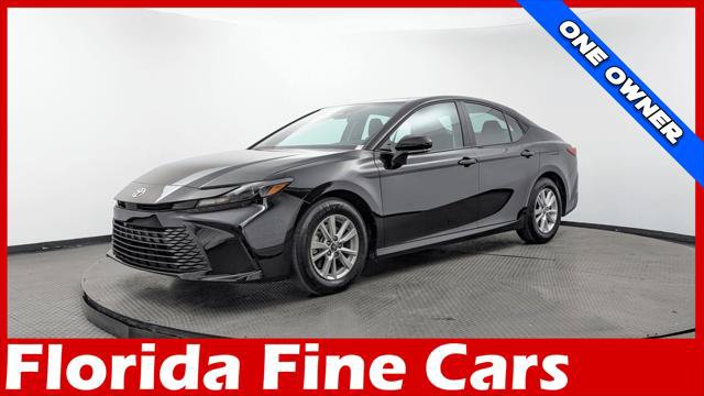 Used 2026 Toyota Camry LE FWD image 1