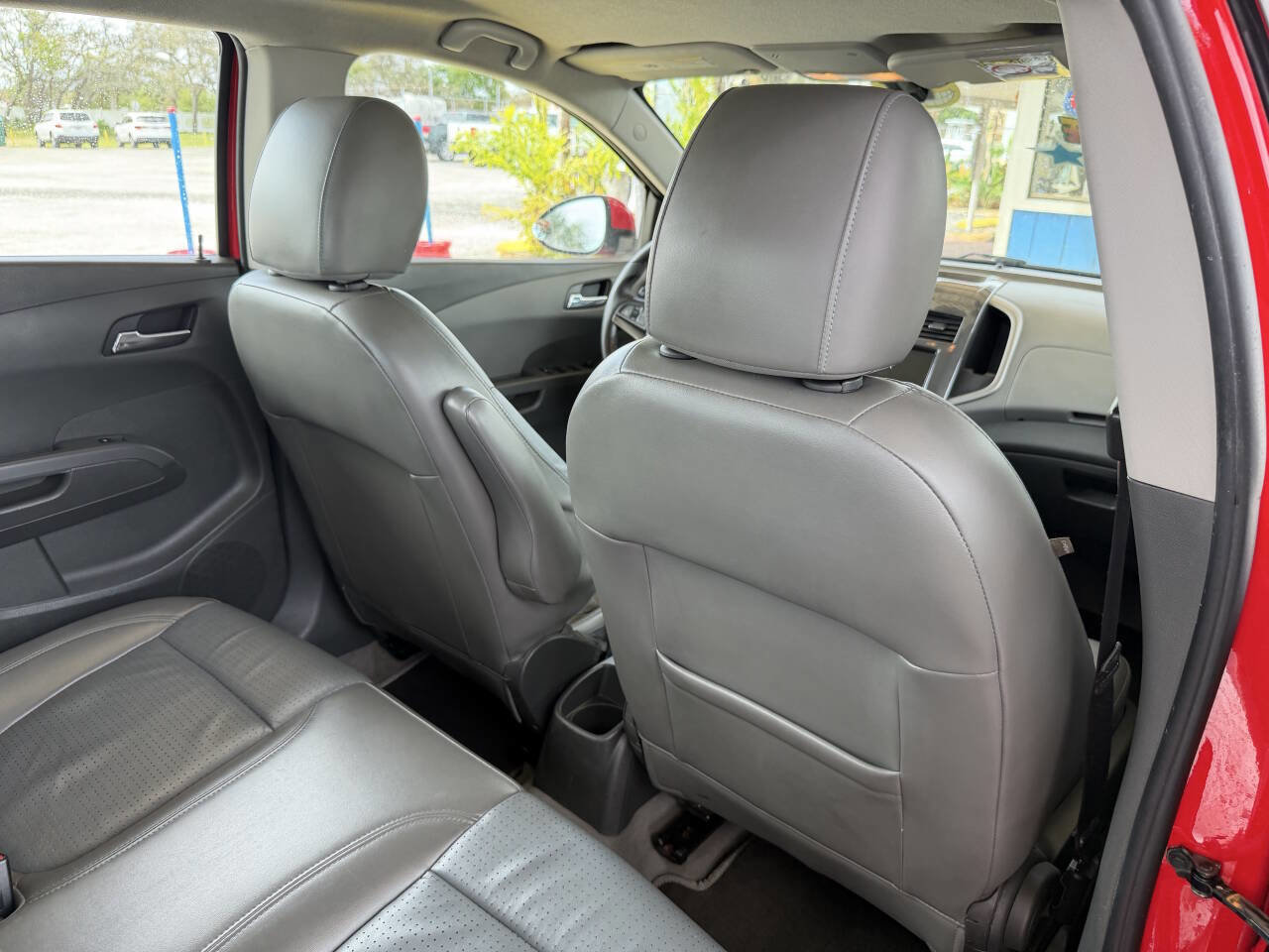 Used 2015 Chevrolet Sonic LTZ FWD image 17