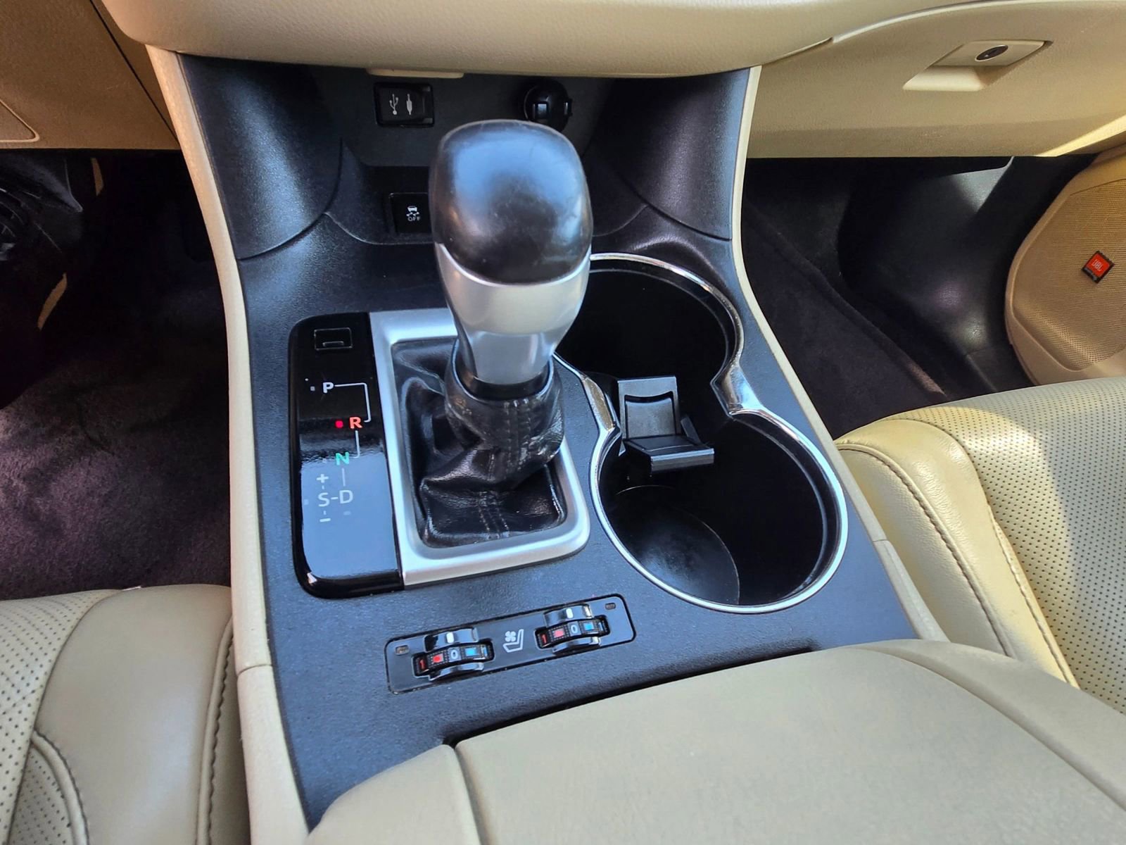 Used 2014 Toyota Highlander Limited FWD image 7