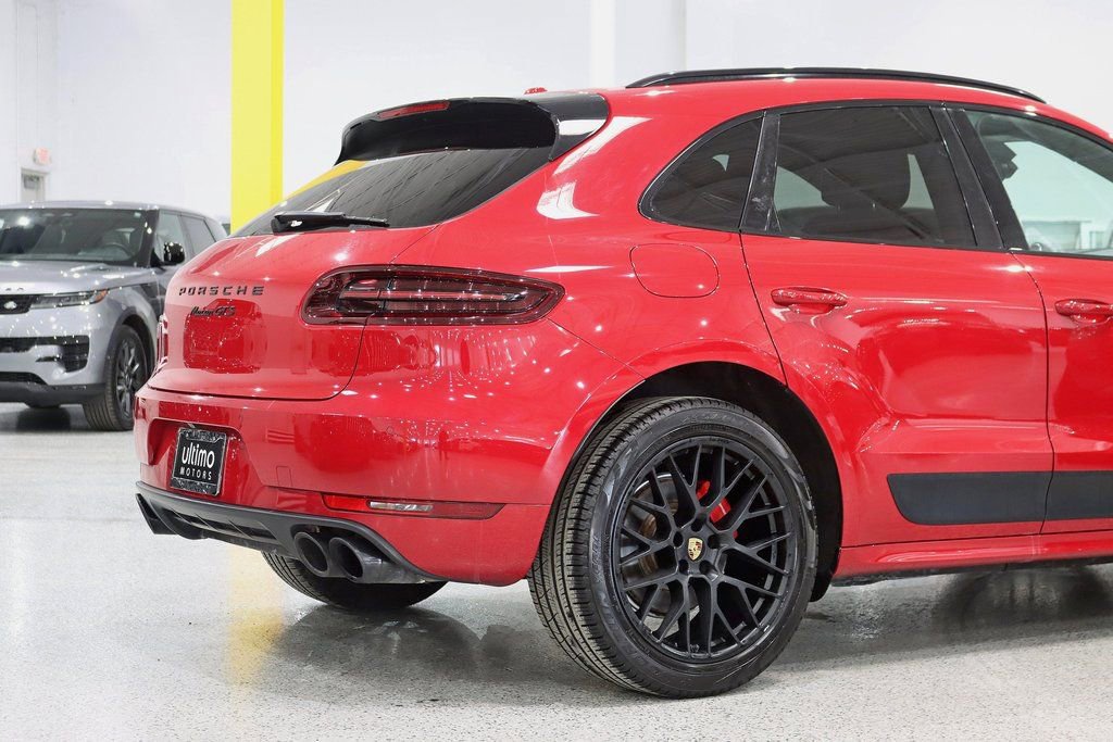 Used 2018 Porsche Macan GTS image 10