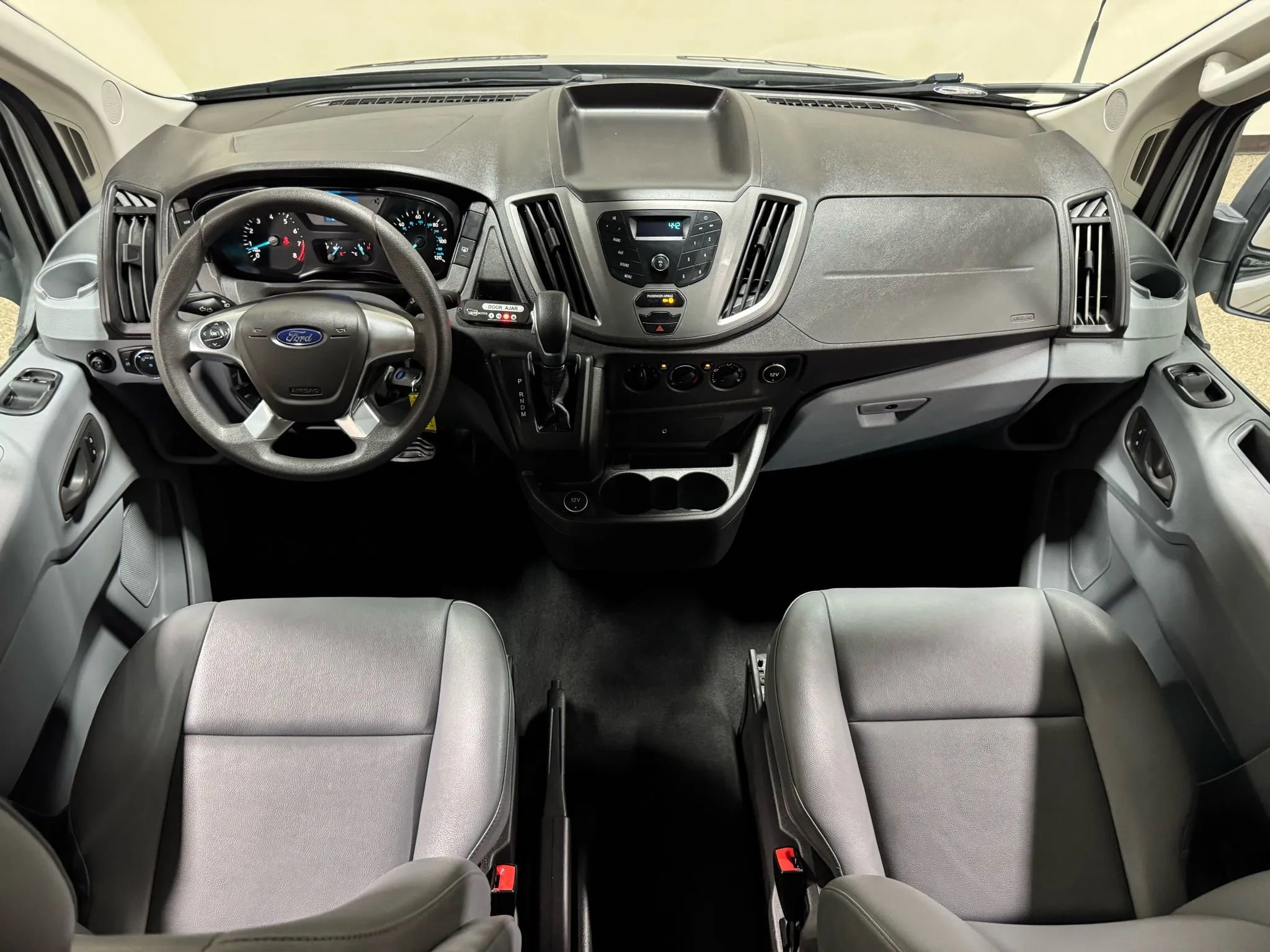 Used 2018 Ford Transit 250 148 Medium Roof image 46