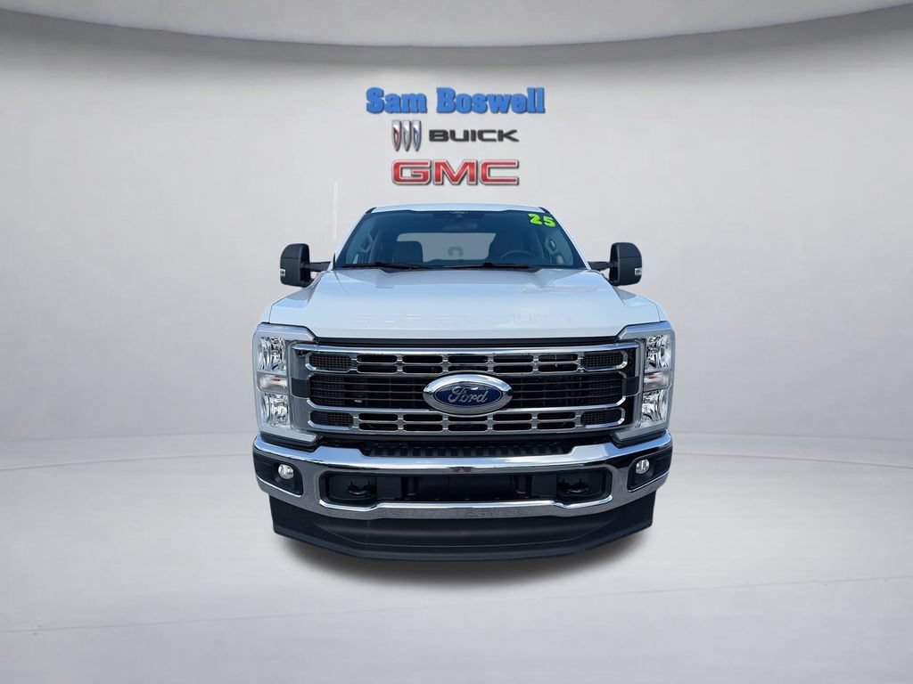 Used 2025 Ford F250 XLT AWD/4WD image 5