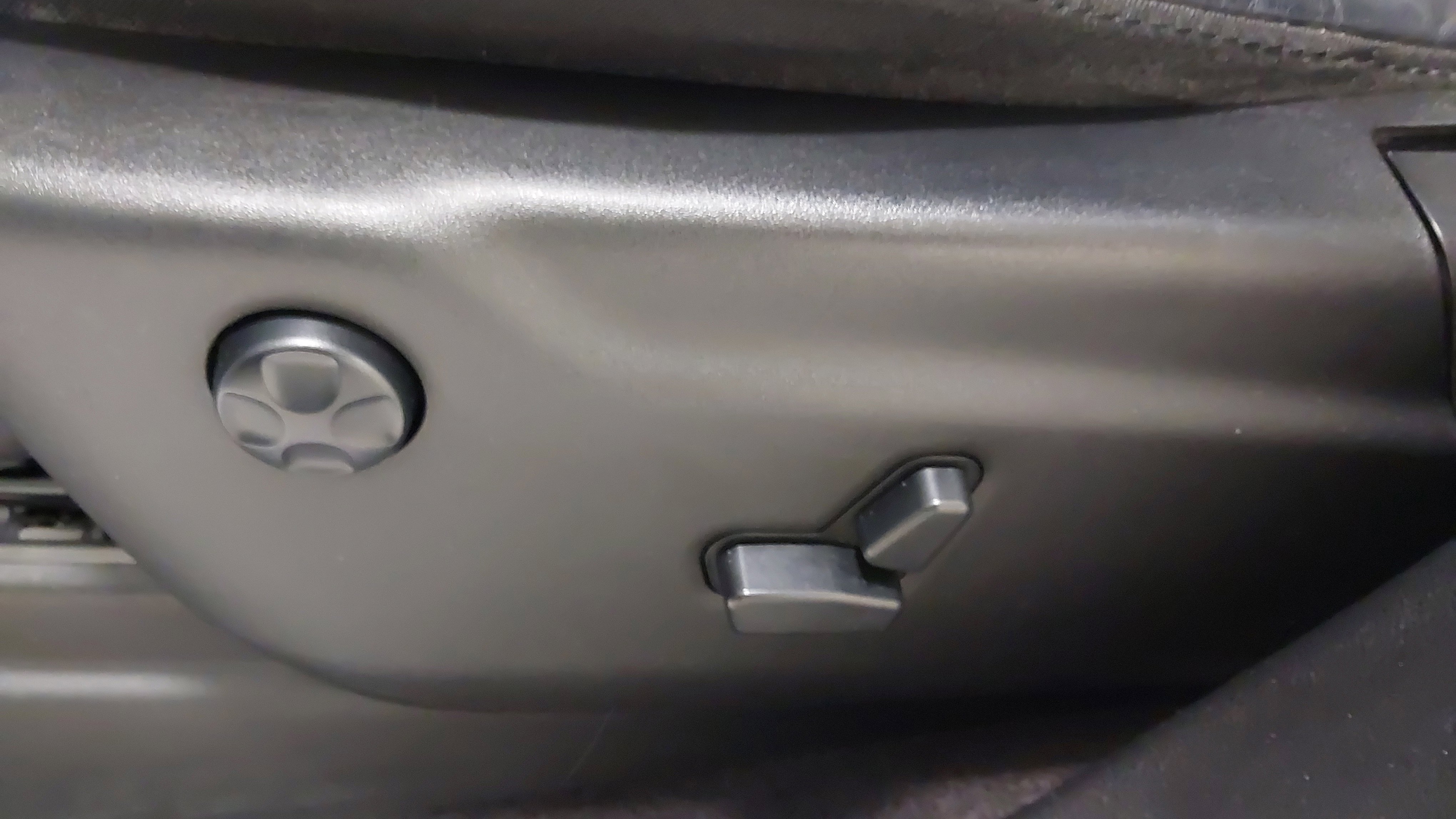 Used 2019 Jeep Grand Cherokee Limited AWD/4WD image 37