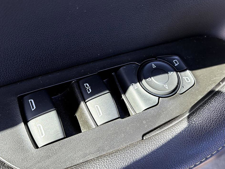 Used 2024 Chevrolet Blazer LT w/ Convenience Package FWD image 16