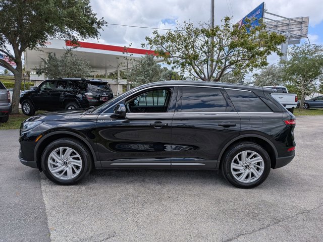 Used 2024 Lincoln Corsair FWD image 8