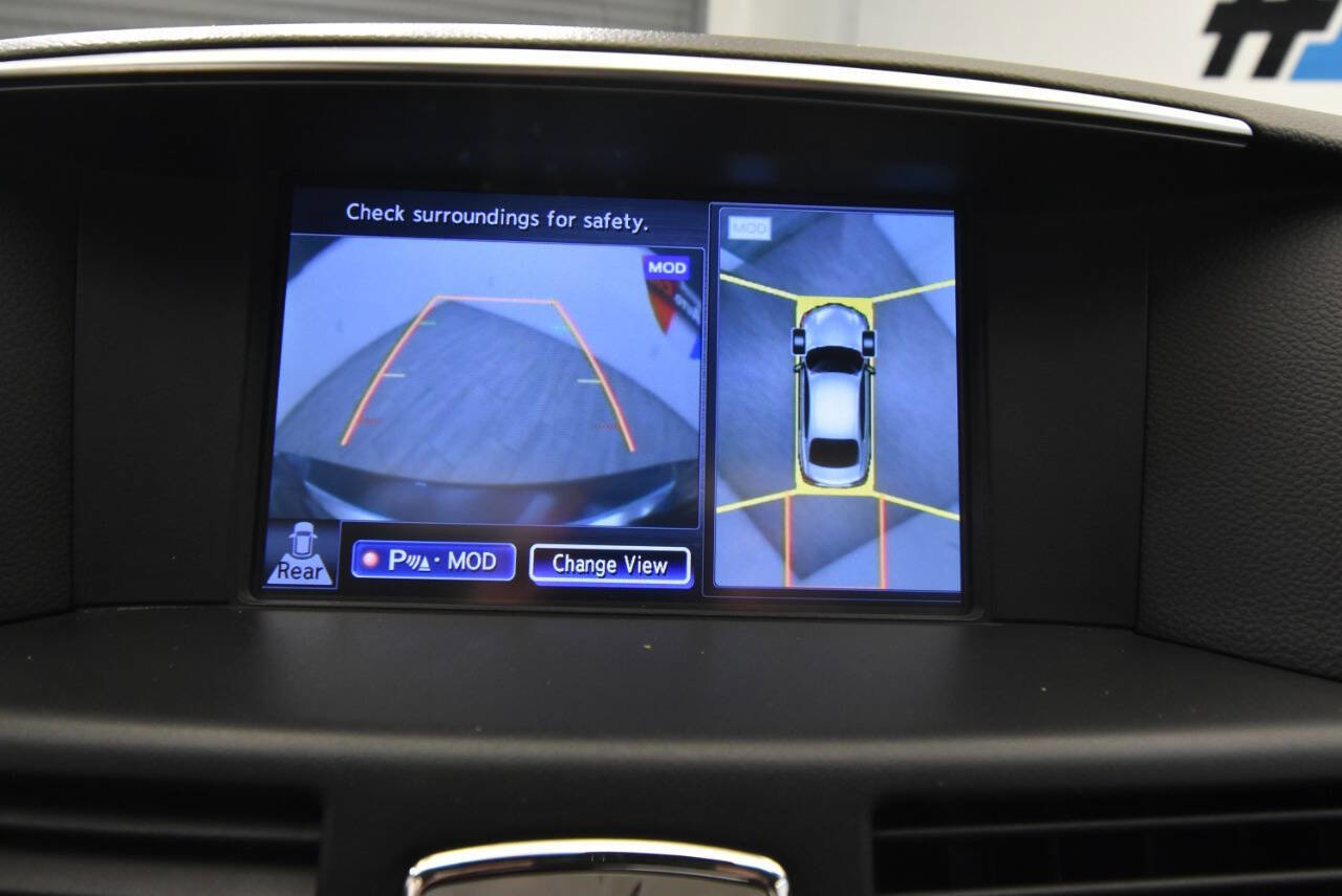 Used 2016 INFINITI Q70 L 3.7 w/ Technology Package image 30