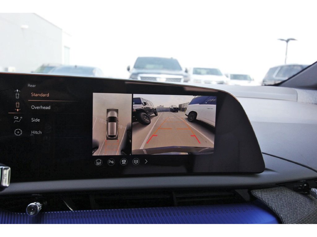 New 2027 Cadillac Optiq Luxury RWD image 17