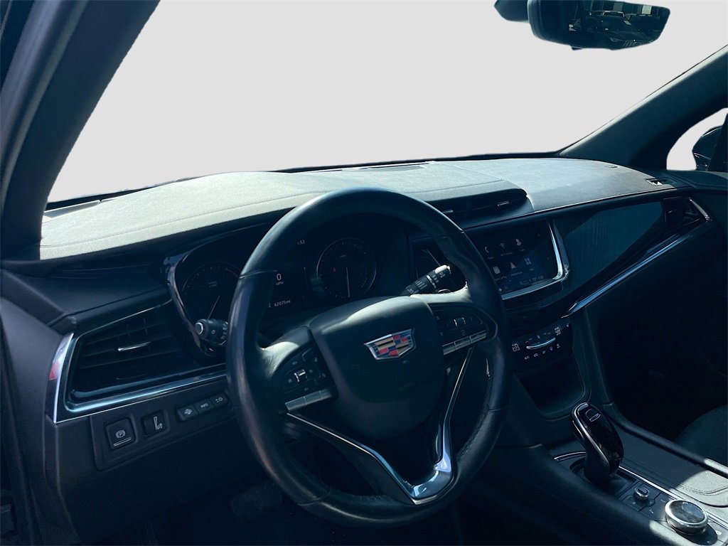 Used 2021 Cadillac XT6 Premium Luxury image 10