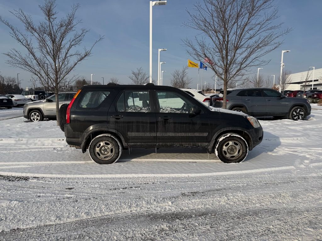 Used 2003 Honda CR-V LX image 3