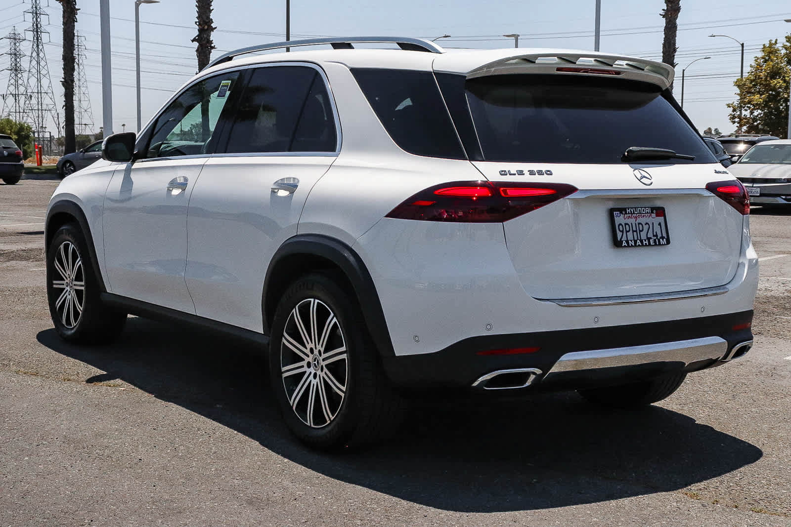 Used 2024 Mercedes-Benz GLE 350 4MATIC image 9