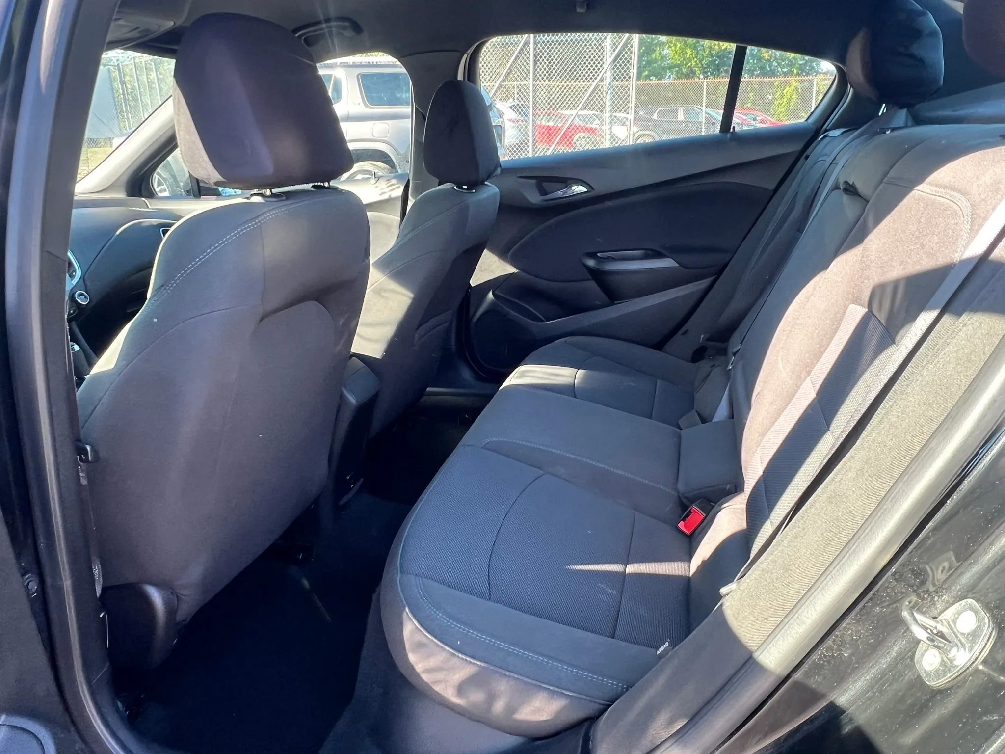 Used 2017 Chevrolet Cruze LT w/ Convenience Package FWD image 24