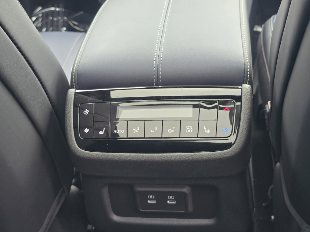 New 2026 INFINITI QX60 Sport image 24