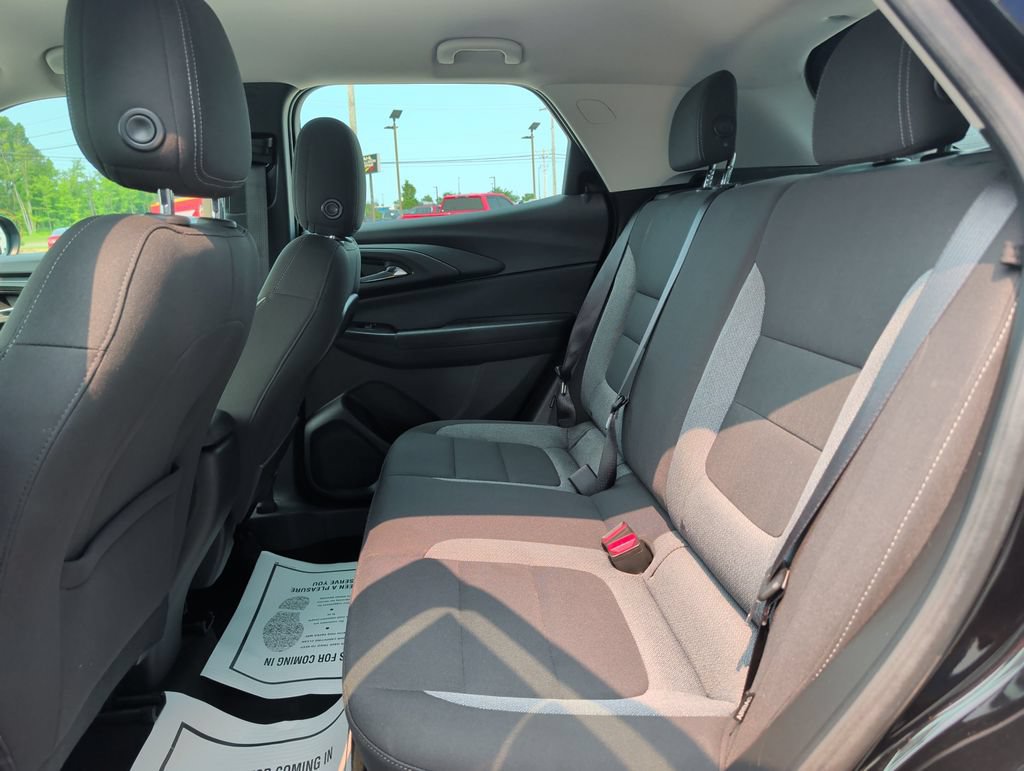 Used 2022 Chevrolet TrailBlazer LS FWD image 17