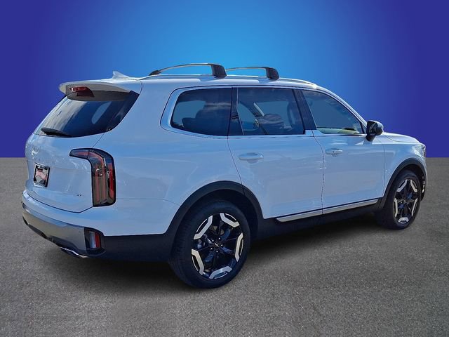 Used 2025 Kia Telluride EX w/ EX Captain's Chair Package image 5