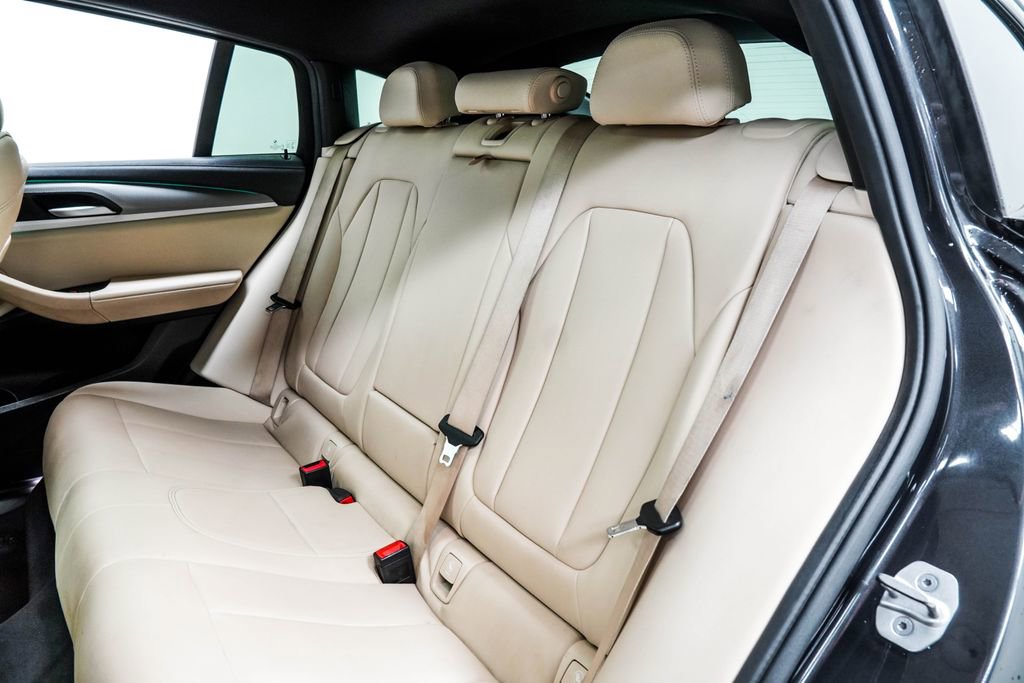 Used 2021 BMW X4 M40i image 16