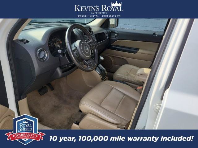 Used 2017 Jeep Patriot High Altitude AWD/4WD image 9