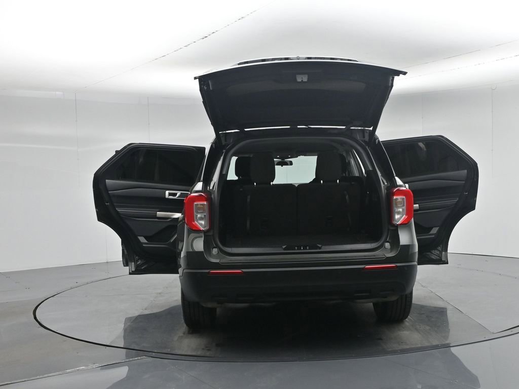 Used 2022 Ford Explorer XLT image 39