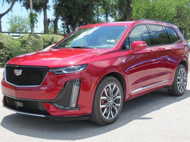 Used 2024 Cadillac XT6 Sport w/ Technology Package AWD/4WD image 4