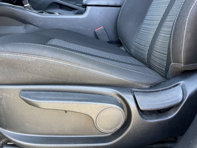 Used 2025 Kia Sorento LX FWD image 23
