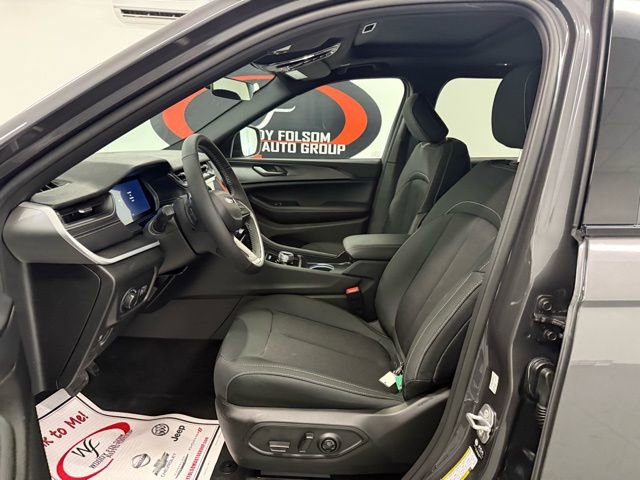 New 2026 Jeep Grand Cherokee L Laredo image 10