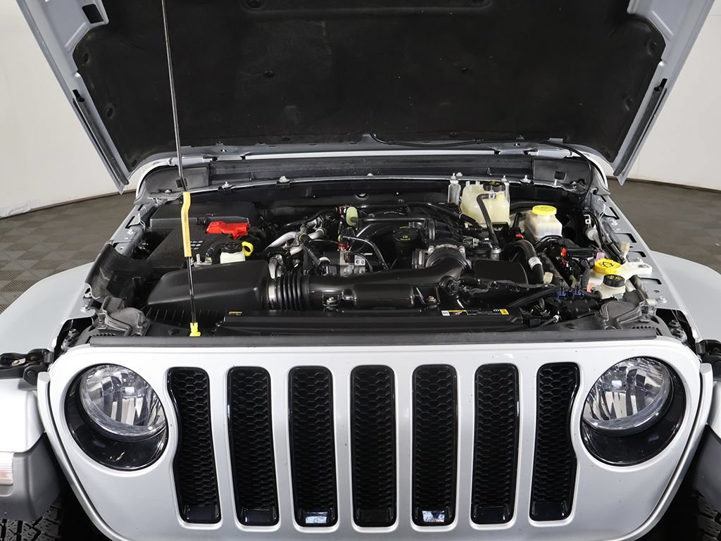 Used 2023 Jeep Wrangler Unlimited Sahara AWD/4WD image 17