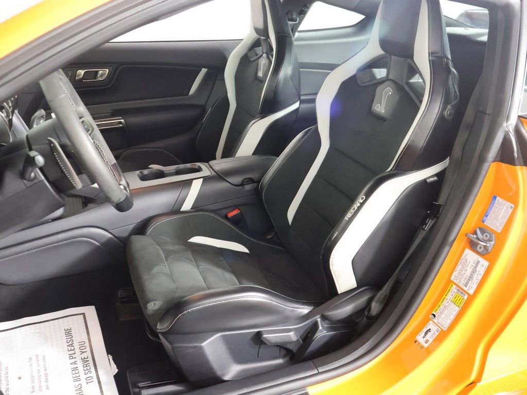 Used 2020 Ford Mustang Shelby GT500 w/ Carbon Fiber Track Pack image 24