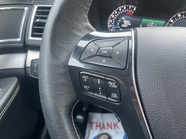 Used 2018 Ford Explorer Platinum image 28