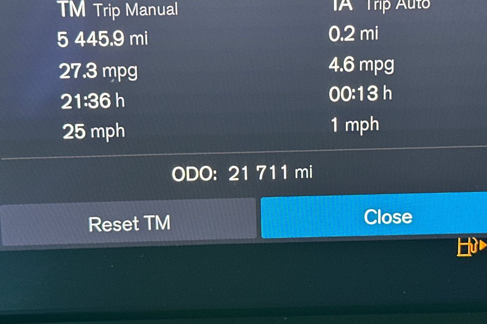 Certified 2023 Volvo XC40 B4 Plus FWD image 29