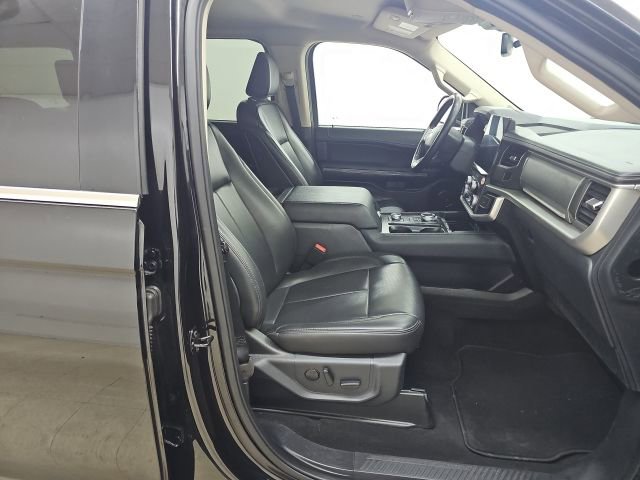 Used 2024 Ford Expedition Max XLT image 22