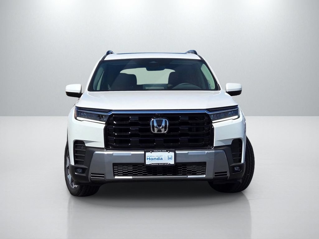 New 2026 Honda Pilot Touring image 2