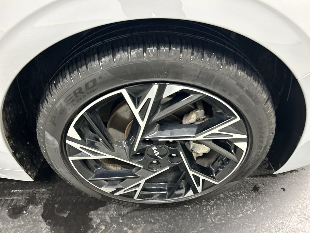 Certified 2025 Kia K5 GT-Line w/ GT-Line Premium Package AWD/4WD image 8