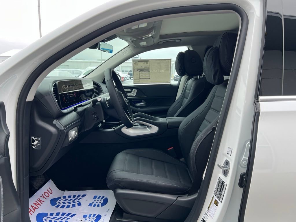 New 2026 Mercedes-Benz GLS 450 4MATIC image 10