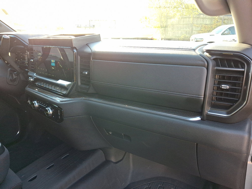 Used 2024 GMC Sierra 1500 Elevation image 12