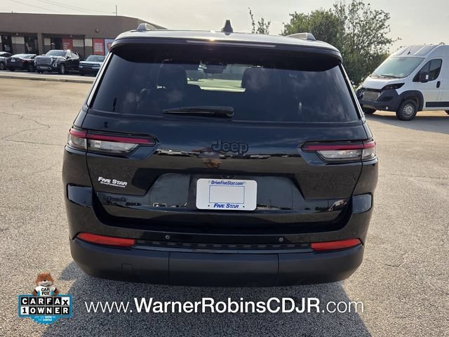 Used 2025 Jeep Grand Cherokee L Altitude AWD/4WD image 12