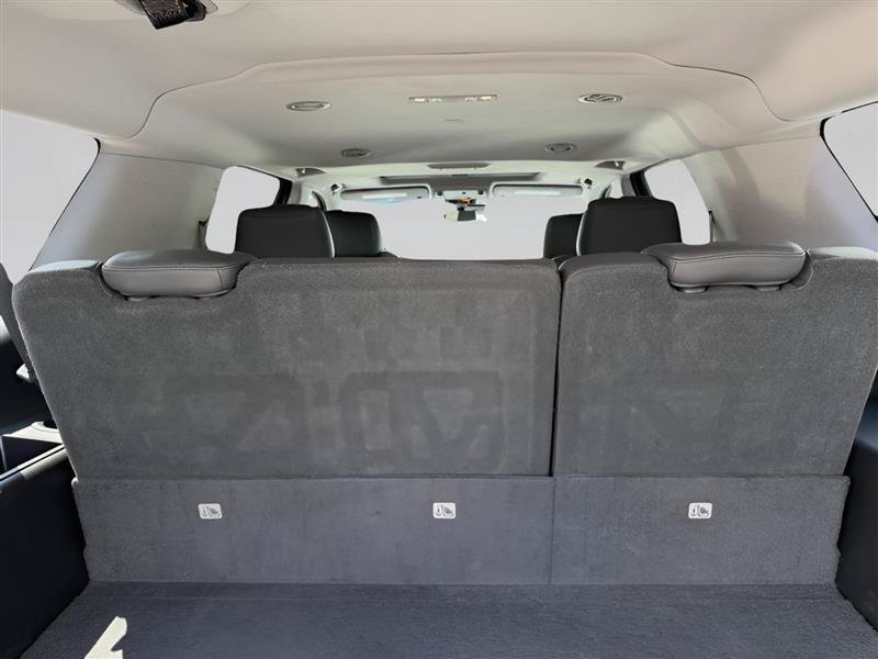 Used 2019 Cadillac Escalade ESV Luxury RWD image 44