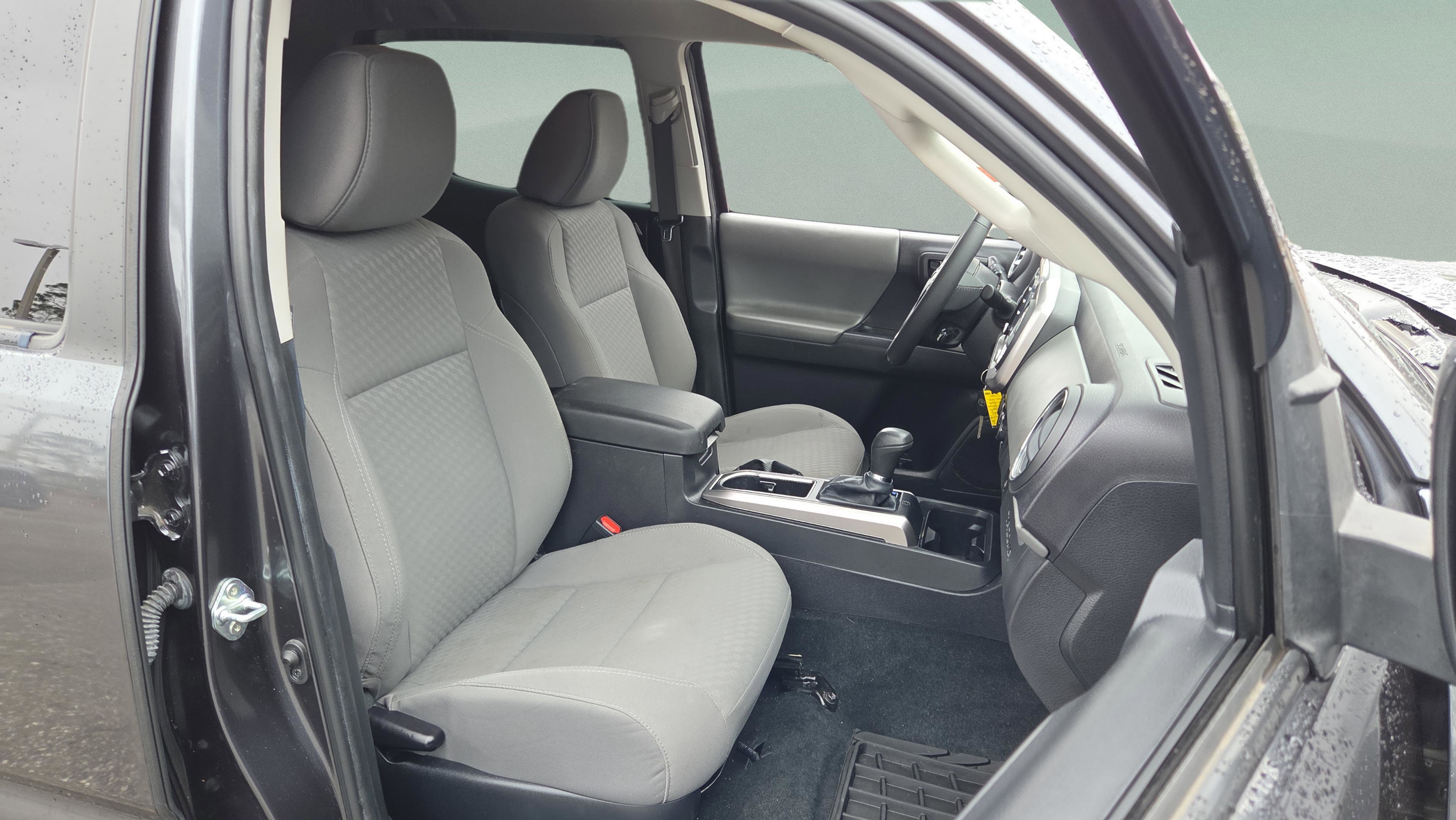 Used 2022 Toyota Tacoma SR5 image 16