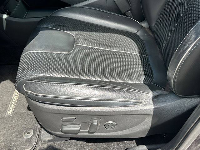 Used 2022 Hyundai Santa Fe Limited AWD/4WD image 18