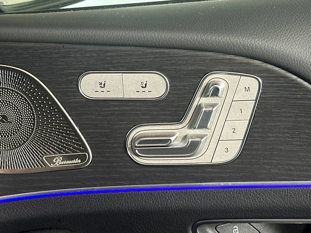 Certified 2025 Mercedes-Benz GLS 450 4MATIC image 16